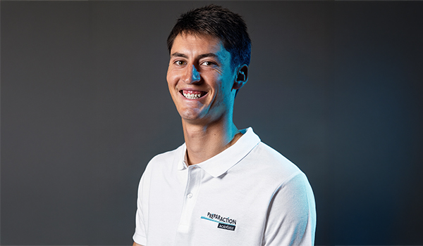 Photo de Pierre Williot athlète 470 mixte et coach